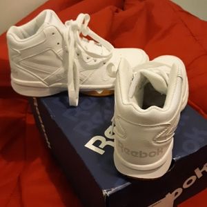 ***SOLD***Brand new reebok classics